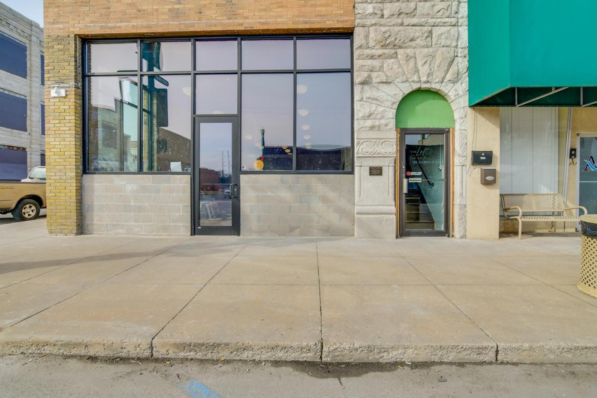 Dtwn Loft In The Heart Of Monett Pets Welcome! المظهر الخارجي الصورة