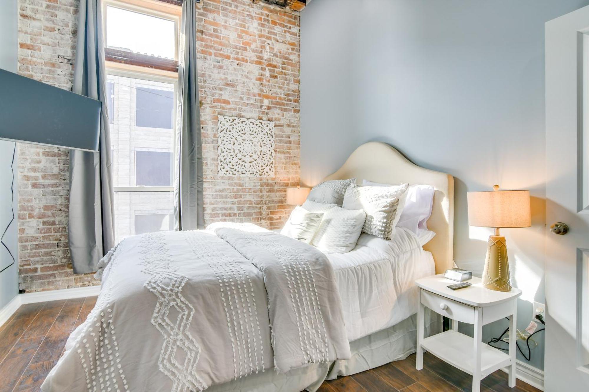 Dtwn Loft In The Heart Of Monett Pets Welcome! المظهر الخارجي الصورة