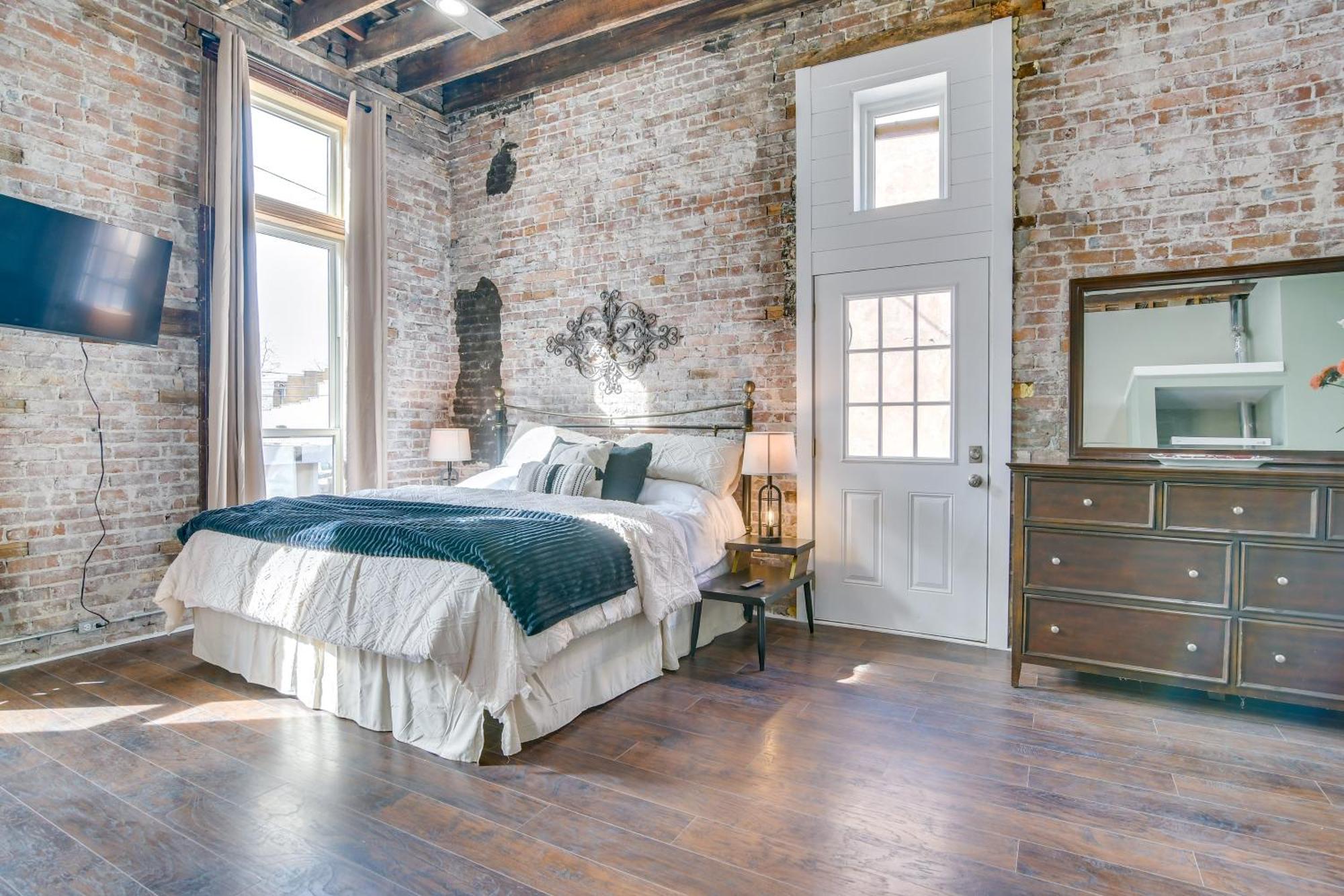 Dtwn Loft In The Heart Of Monett Pets Welcome! المظهر الخارجي الصورة