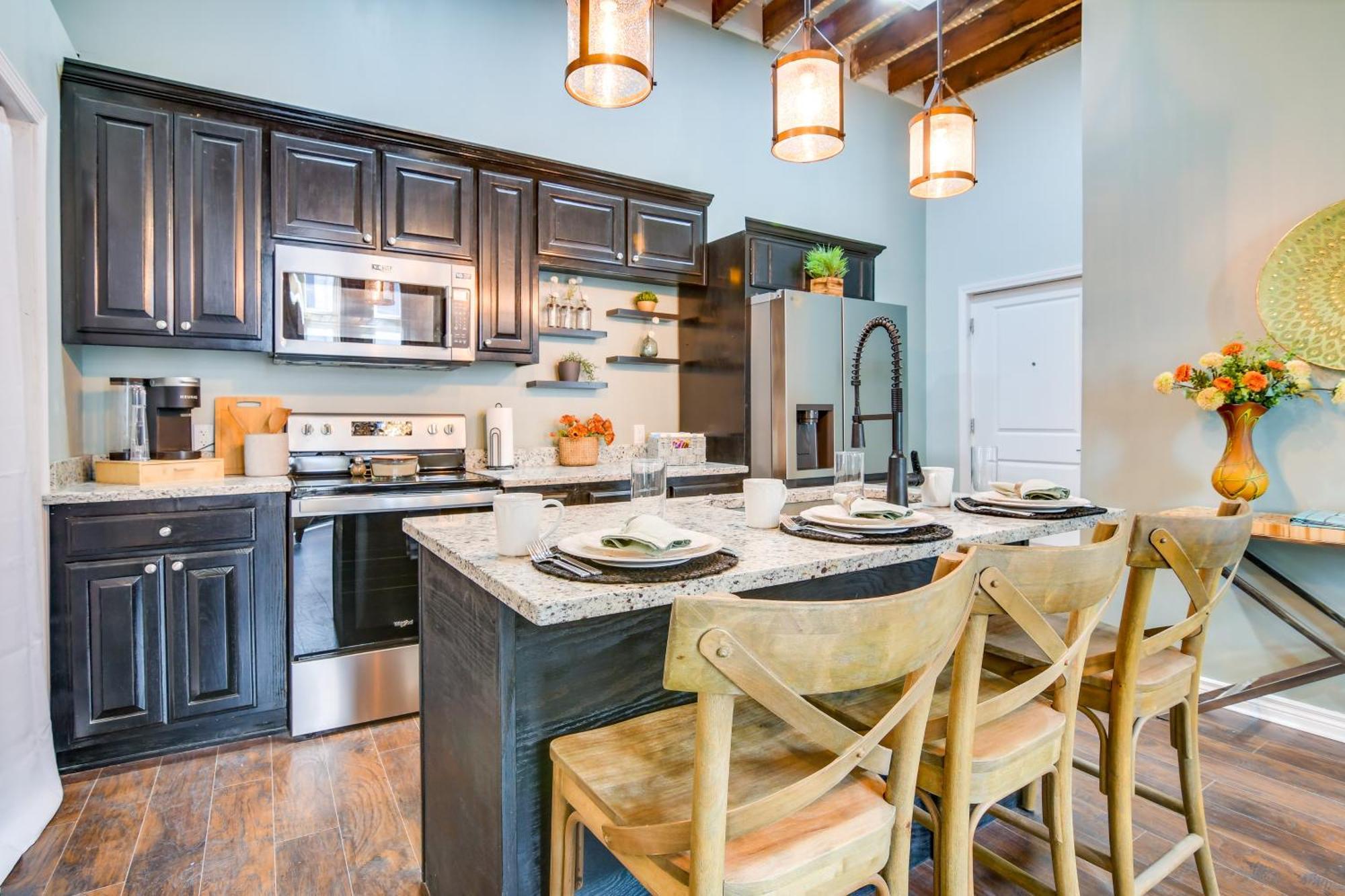 Dtwn Loft In The Heart Of Monett Pets Welcome! المظهر الخارجي الصورة