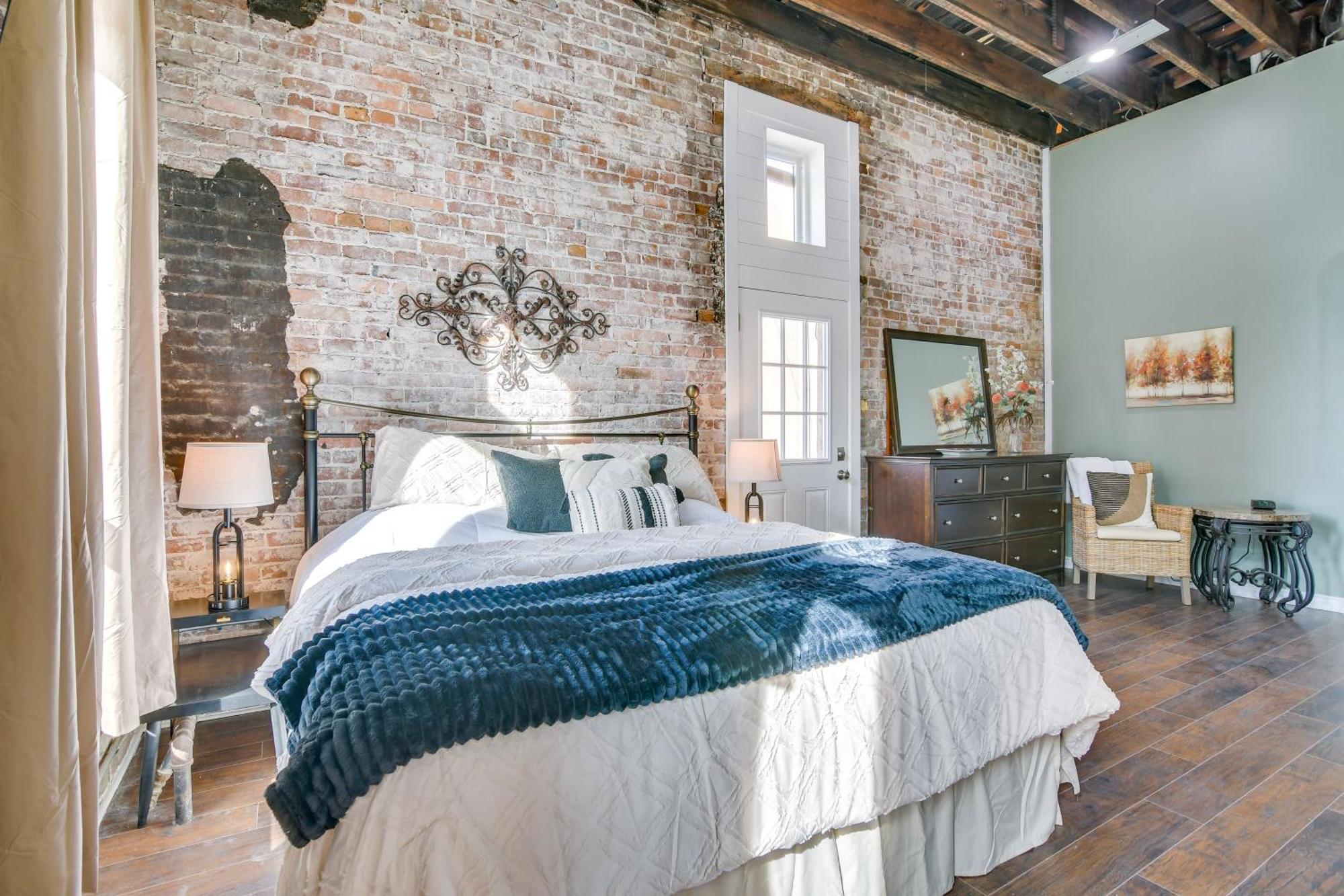 Dtwn Loft In The Heart Of Monett Pets Welcome! المظهر الخارجي الصورة