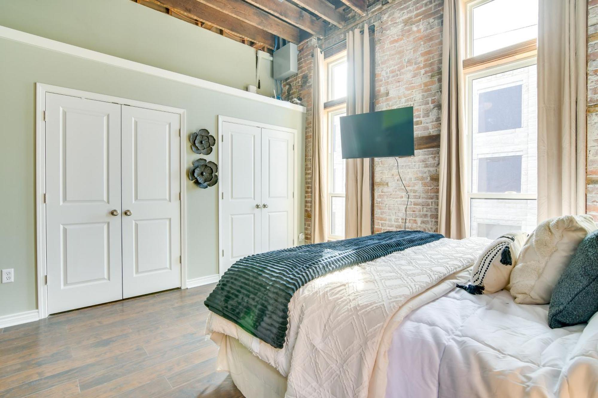 Dtwn Loft In The Heart Of Monett Pets Welcome! المظهر الخارجي الصورة